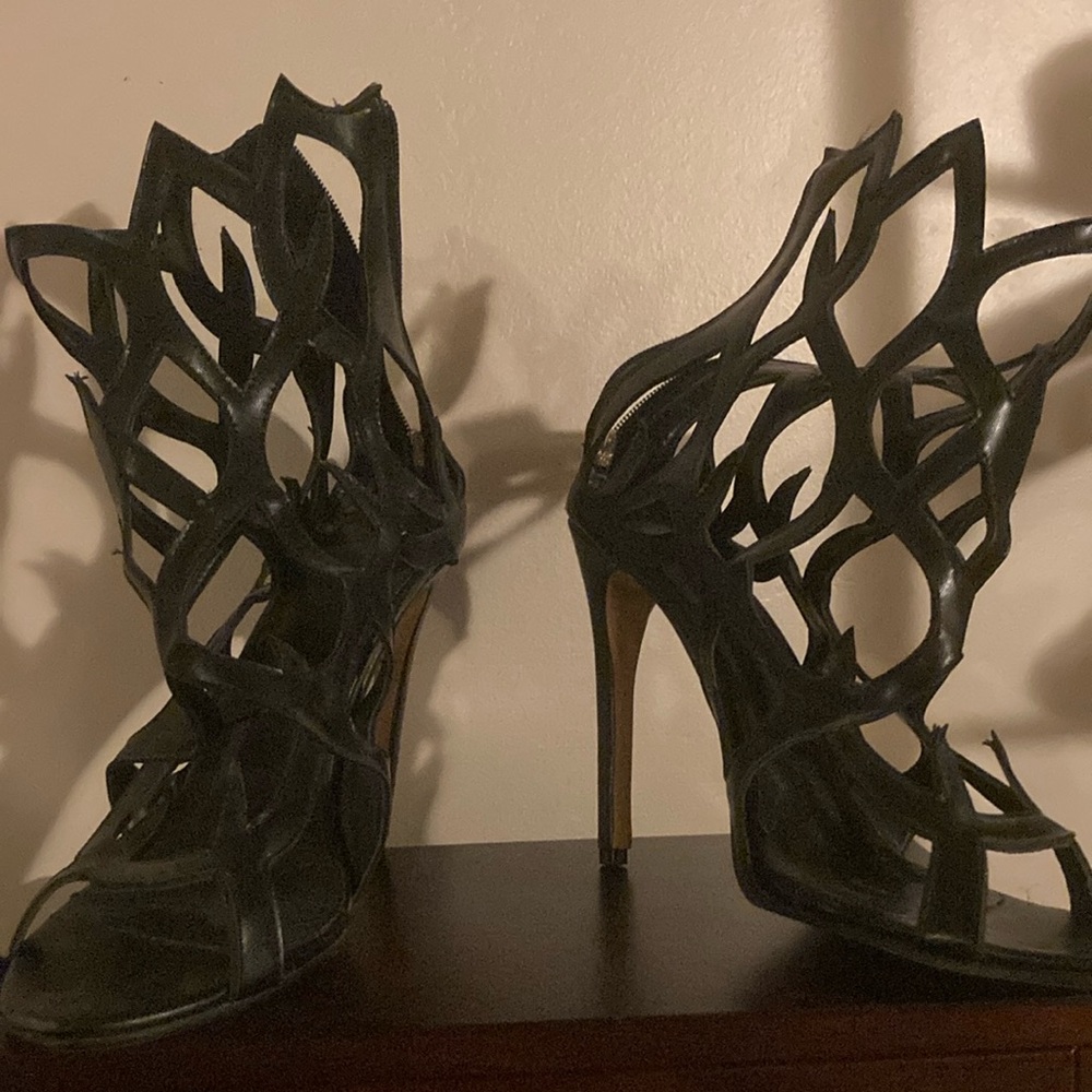 Elegant Black Cutout Heels